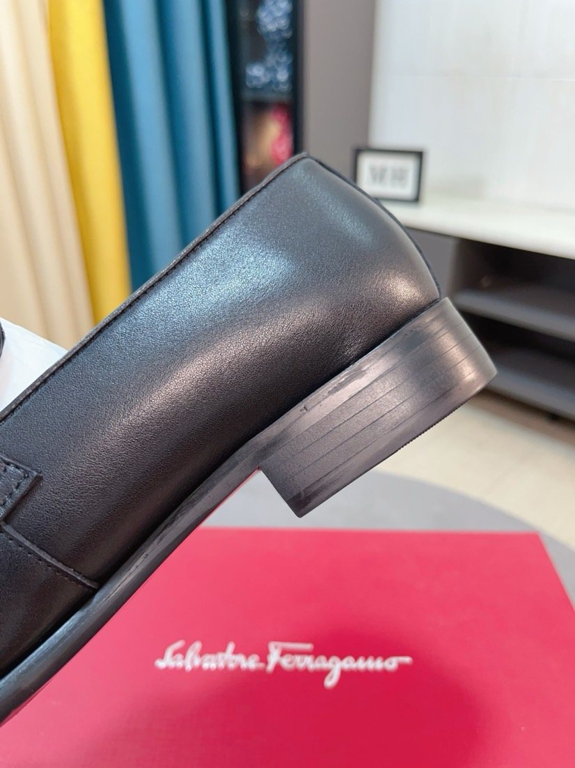 Ferragamo Black Ring-Detail Loafers